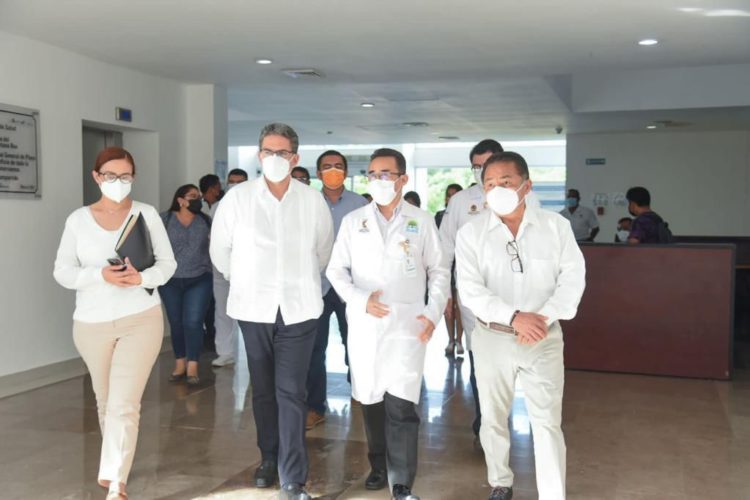 Director de Hospital General de Playa del Carmen