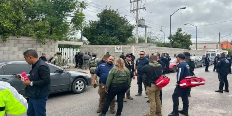 Tragedia en Torreón: Exalumnos atacan secundaria y matan a subdirectora