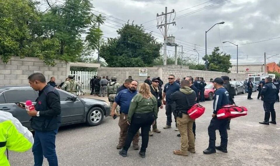 Tragedia en Torreón: Exalumnos atacan secundaria y matan a subdirectora
