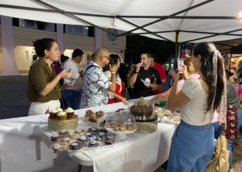 Más de 30 emprendimientos endulzan Playa del Carmen con muestra de postres y talento local