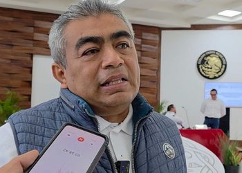 Apagones en Playa del Carmen: Regidor Juan Novelo arremete contra la CFE por deficiencias
