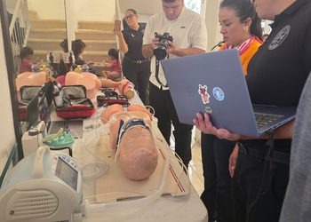 Capacitan a ciudadanos de Playa del Carmen en primeros auxilios y reanimación cardiopulmonar