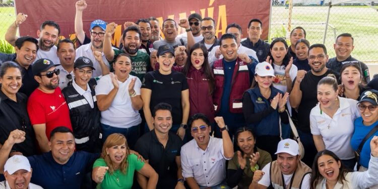Estefanía Mercado encabeza jornada de atención ciudadana y trámites en Playa del Carmen